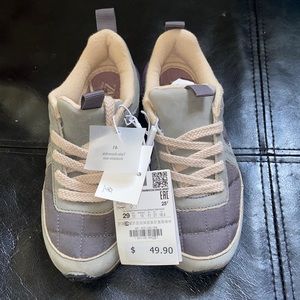 New Zara Boys Sneakers with memory foam effect.